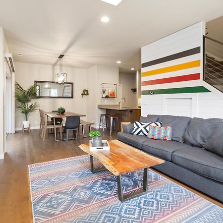 הוילה יוג'ין The Pendleton - Walkable - Arcade Loft - Modern- Light & Bright מראה חיצוני תמונה