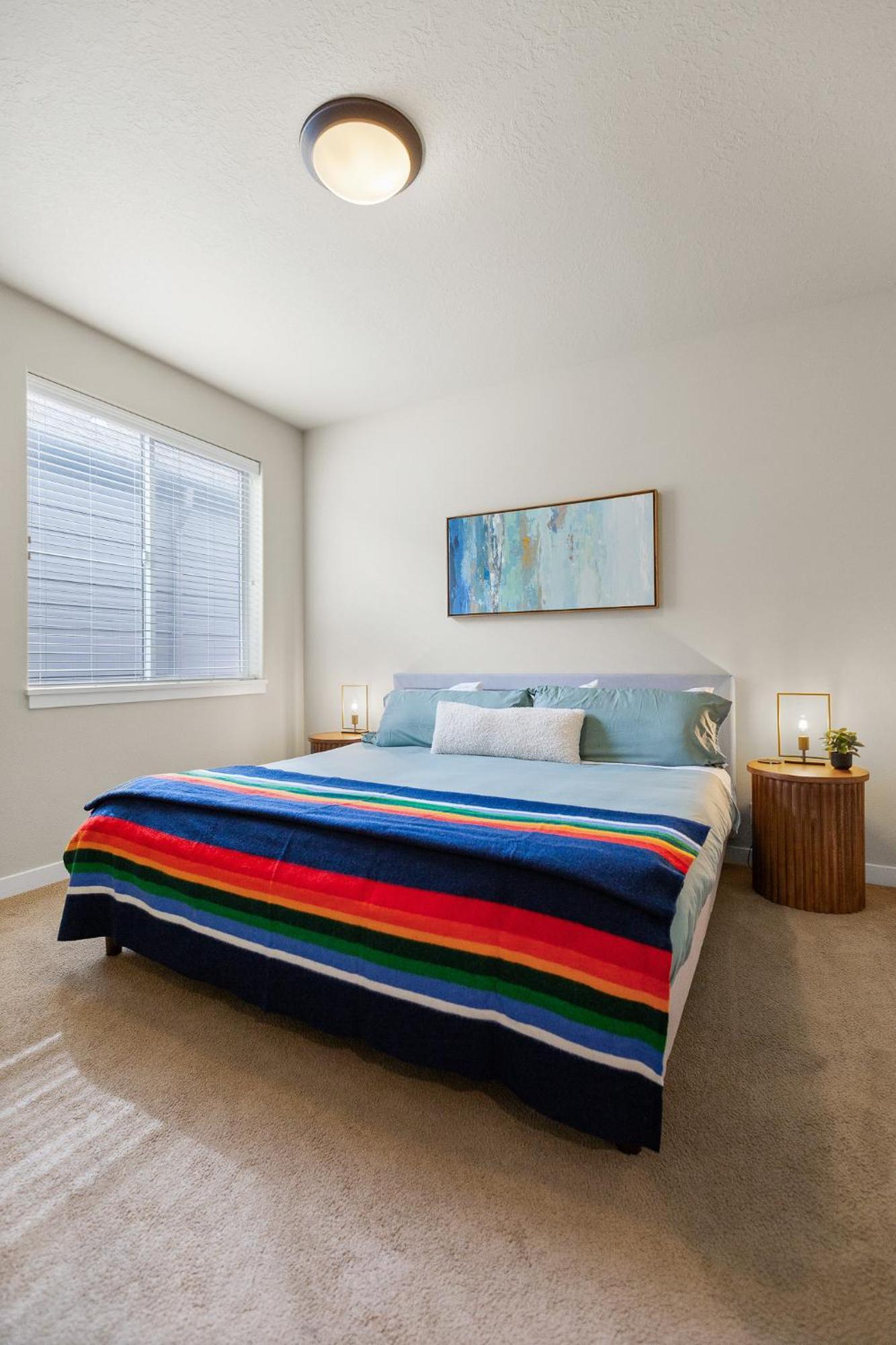 הוילה יוג'ין The Pendleton - Walkable - Arcade Loft - Modern- Light & Bright מראה חיצוני תמונה